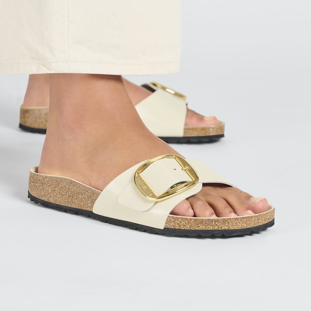 Madrid Big Buckle Natural Leather Patent
